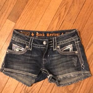 Rock revival shorts size 24